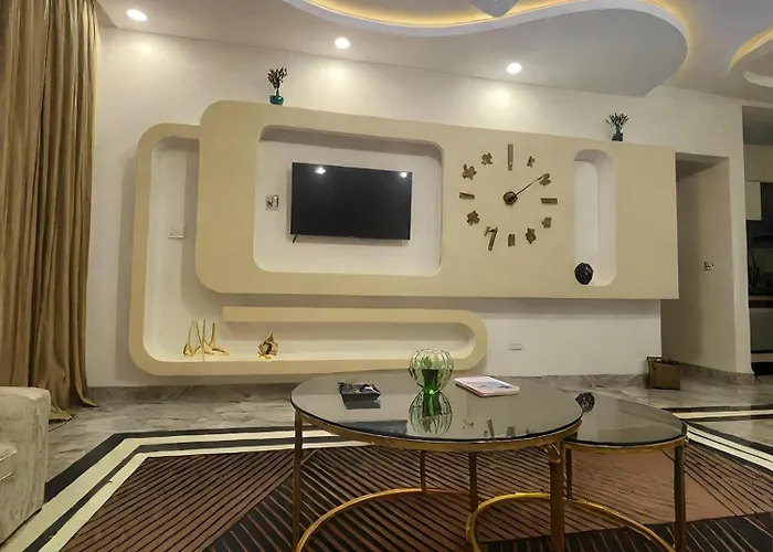 Luxury Hills 4*